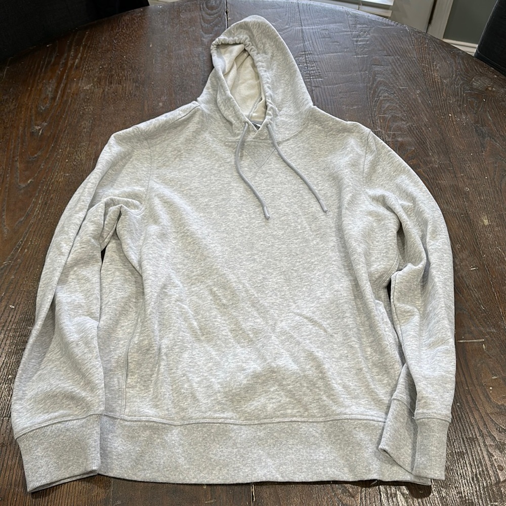 Lightweight navy DSG hoodie only worn a couple times.